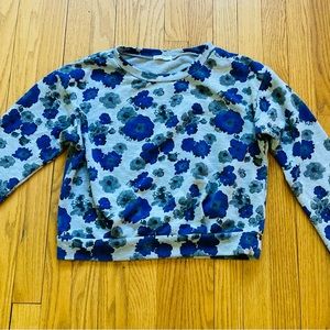 Casual elegant women top